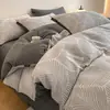 Juego de Cuatro Piezas Jacquard Cepillado 100% Algodón Otoño/Invierno 2025, Estilo Lujo Ligero Funda de Edredón 100% Algodón, Juego de Tres Piezas para Dormitorio, Adecuado para Dormir Desnudo
