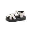 Sandalias para Niña 2026 Verano Nuevo Estilo Zapatos de Playa Cerrados Tejidos Huecos para Niños Estilo Princesa Sandalias Romanas para Niña Pequeña
