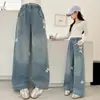 Calça Jeans Feminina com Borboleta 3D e Strass Nova Coleção Primavera e Outono para Crianças de Meia-Idade e Mais Velhas Roupas de Outono Femininas Estilo Coreano Calça Reta Estilosa