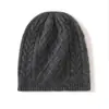 Cachemira 2025 Otoño e Invierno Nuevo Sombrero Casual de Punto de Moda Cálido y Grueso para Mujer con Clase de Color Puro y Patrón de Trenzas de Rombos