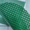Tela de Material de Malla de PVC Recubierta Resistente al Desgarro de Superficie y Anti-UV Es Adecuada para Redes de Sombrilla para Piscina Cortinas Divisorias