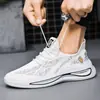 Zapatos Deportivos para Hombre de Stock Listo para Comercio Exterior, Nuevos Zapatos Transpirables de Malla Fly-Knit de Otoño, Zapatos Casuales de Estilo Coreano para Correr para Hombre