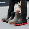 Botas de lluvia estilo coreano de caña media-corta, botas de lluvia de suela acanalada antideslizante gris, botas a prueba de viento estilo jinete, botas de agua negras sin cordones