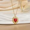 Moda Europeia e Americana Nicho Luxo Acessível Pingente Geométrico Retrô Banhado a Cobre Ouro 18K Colar Corrente Clavicular Feminina com Pingente Coração de Pêssego Vermelho