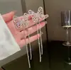 A Borboleta é Exquisita e Vibrante, Como Dançando na Orelha, Cheia de Strass e Brilhantes Brilhantes Longos Brincos de Franja para Mulheres