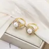 Anel de Pérola Natural de Água Doce 9mm Quase Redonda Cor Edison Galvanizado Conservante de Cor Zircônia Microcravejada Simples e Elegante
