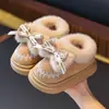 2026 Nuevos Zapatos de Algodón para Niños Invierno Niñas Interiores y Exteriores Engrosados Cálidos Niños Medianos y Grandes Bebé Pantuflas de Algodón Niñas