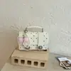 Bolsa Transversal de Verão Estilo Coreano Nicho Bolinhas para Mulheres, Ombro Único Boston Moda Versátil Bolsa de Mão Novo Modelo 2026