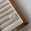 Anel de Flor de Renda em Prata Esterlina S925 Feminino Retrô Francês Luxo Leve Design de Nicho de Alta Qualidade Anel do Livro Vermelho Pequeno