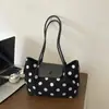 Bolsa tote de bolinhas estilo coreano, grande capacidade, versátil, bolsa de ombro casual, moderna e estilosa, adequada para o trabalho, bolsa de mão feminina