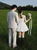 Vestido de noiva leve estilo coreano, vestido curto de tafetá sem alças, simples e único com um toque de luxo, adequado para ensaios fotográficos em estúdio e ao ar livre