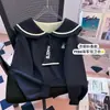 Vibrante sudadera de estilo coreano, dulce y preppy, de manga larga con cuello marinero, perfecta para primavera y otoño, moderna y elegante, con estampado de letras para niños mayores