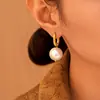 Brincos Pingente de Concha Pérola em Forma de U Banhados a Ouro de Aço Inoxidável Transfronteiriços Europeus e Americanos, Estilo Francês Ins Leve Luxo Moda Acessórios Versáteis para Mulheres