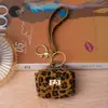 Novo Porta-Moedas Chaveiro Criativo, Pingente de Bolsa de Menina Fofa, Chaveiro de Carro, Decoração de Mochila Escolar, Pequeno Presente