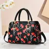 Nova bolsa da moda com estampa de cereja, uma bolsa transversal versátil e estilosa com um visual sofisticado, perfeita para o estilo de uma estudante universitária, e oferecendo amplo espaço de armazenamento