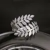 Pulseira Cruzada Europeia e Americana Mais Vendida Personalizada Criativa Deusa Romana Folha Pulseira Feminina Folha Exagerada Anel de Braço Pulseira