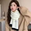 Bufanda de Punto de Estilo Coreano Nueva Versátil de Color Contrastante Suave y Sedosa para Mujer Moda de Invierno Versátil Cálida Estudiante Gruesa a Prueba de Frío