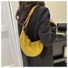 Bolinho de Bolinho Saco Feminino Saco Explosivo Crossbody Bag 2024 Novo Saco de Ombro Coreano Mori Simples Bag Pano de Nylon para Comércio Exterior