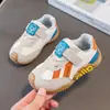 Outono e Inverno Novo Estilo Sapatos Casuais Infantis Moda para Meninas Bloqueio de Cor Malha Respirável Antiderrapante para Meninos Esportes Bebê Tendência