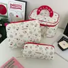 Nueva Bolsa de Maquillaje de Fresas, Gran Capacidad, Alto Valor Estético, Organizador de Maquillaje Lindo y Femenino, Neceser Portátil para Viaje