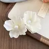 Grampo de Cabelo Flor de Tecido Novo da Primavera, Doce, Elegante, Moderno, Estilo de Feriado Grampo Bico de Pato, Acessório de Cabelo de Nicho de Alta Qualidade para Mulheres