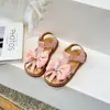 Zapatos Nuevos Primavera Verano 2026 Zapatos de Bebé Antipatadas Suela Suave con Lazo Sandalias de Princesa de Punta Cerrada Sandalias para Niños Pequeños