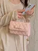 Bolso de Mano Cuadrado Pequeño Acolchado de Moda de Verano 2026 Yuezhi, Bolso de Hombro y Cruzado Versátil y Elegante