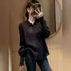 Camisa negra de manga larga estilo lujo ligero para mujer, para ir al trabajo, tacto de alta gama, top abotonado con volantes, novedad primavera/otoño 2026, nicho