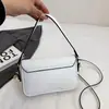 Bolso Pequeño Cuadrado de Diseño de Nicho Transfronterizo de Alta Calidad para el Uso Diario de Mujer Bolso Cruzado de Mano Primavera 2025