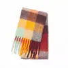 Novo Cachecol Ac-Style Outono e Inverno para Mulheres, Xale Grosso Xadrez Dupla Face com Padrão Colorido de Quatro Quadros