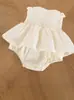 Capucha Parasol para Bebé, Bata de Verano Fina para Bebé con Capucha, Dulce Estampado Floral, Peto para Bebé Niña, Traje de Gateo Triangular Holgado