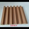 Tabla ralladora de bambú y fibra de madera con seis ranuras. Panel de pared de madera y plástico materiales de decoración de interiores venta al por mayor de contado