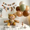 Libro Rojo Pequeño con Globo de Película de Aluminio Baoxiong Traje Decoración de Escena de Fiesta de Cumpleaños Infantil Accesorios para Fotos