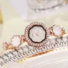 Relógio Pulseira Girassol Novo Estilo Atacado Mostrador Madrepérola Relógio Cravejado com Diamantes para Mulheres, Design Floral, Elegante Relógio Feminino Estilo Cordão