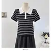Top de Malha Color Block Listrado Gola Reversível Manga Curta Estilo College Coreano Verão 2026 Slim Fit Emagrecedor Curto Jovem
