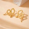 Estilo Coreano Nicho Personalidad Vintage Serpiente Giratoria Accesorios Chapado en Oro Acero Inoxidable Rayado Animal Pendientes