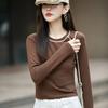 Principios de Otoño 2025 Nuevo Estilo Terciopelo Alemán Cuello Redondo Tejido de Punto Manga Larga para Mujer Look Adelgazante Combinación de Colores Suéter Camiseta Interior Top