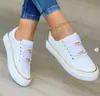 En stock, transfronterizos, talla grande, suela gruesa, zapatos casuales para mujer, nueva colección primavera 2026, estilo de comercio exterior, con cordones metálicos, zapatillas de caña baja