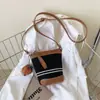 Bolso Cruzado Tejido de Verano 2026 para Mujer, Bolso de Hombro tipo Cubo con Diseño de Nicho, Bolso de Hombro Versátil y de Moda para el Día a Día