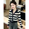 Nuevo Diseño de Moda Casual Estilo Coreano Otoño 2026 Suéter de Punto con Bloques de Color y Cuello de Solapa de Manga Larga para Mujer