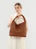Bolsas de palha tecidas à mão para mulheres, bolsas de mão e de ombro casuais da moda, bolsas de axila estilo coreano de grande capacidade para mãe e filha, vendas diretas de fábrica