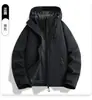 Conjunto de duas peças de fleece destacável para atividades ao ar livre estilo Luotuo para mulheres, jaqueta de montanhismo à prova de vento e à prova d'água para homens, compra em grupo