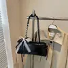 Bufanda de Seda Bolso Portátil para Axila para Mujer 2025 Verano Nuevo Estilo Bolso Baguette Diseño de Lujo Ligero Bolso de Hombro de Moda Elegante Popular