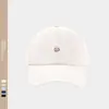 Gorra de béisbol bordada de zorro lindo y versátil para hombres y mujeres, el mismo estilo para primavera y verano, gorra de moda callejera coreana, hace que tu cara se vea más pequeña