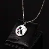 Nuevo Collar de Letra Transfronterizo, Exquisita y Versátil Cadena para Clavícula con Flor, Estilo de Lujo Ligero Personalizado, Colgante Versátil para Mujeres al por Mayor