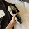 Sapatilhas com Laço 2026 Xadrez Absolutamente Lindas Outono/Inverno Salto Baixo Francês Sapatilhas Novas Sola Macia Sapatos de Vovó Couro Macio