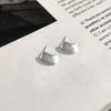 Pendientes Cepillados de Plata Pura S999 para Mujer, Versátiles Estilo Ins Lujo Ligero de Gama Alta Minimalistas, Accesorios para Orejas Minimalistas de Plata Pura