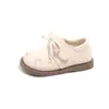 Zapatos de princesa para niñas con bordado de lazo, nueva colección primavera/otoño 2026, suela suave, estilo dulce, zapatos pequeños de piel, estilo Mary Jane