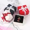 Caja de embalaje para anillos caja de papel caja para collar con colgante caja de joyería caja de regalo con lazo caja de almacenamiento para aretes de alta gama caja de exhibición