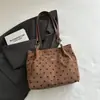 Bolso de hombro de pana a lunares retro transfronterizo con detalles de cadena, bolso de mano tipo tote de gran capacidad, bolso de mano para mujer para el otoño/invierno